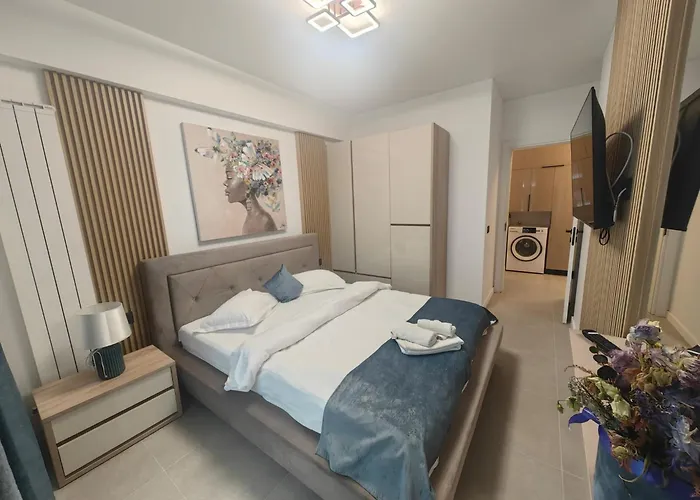Ella Odyssey Apartman *