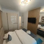 Ella Odyssey Apartment