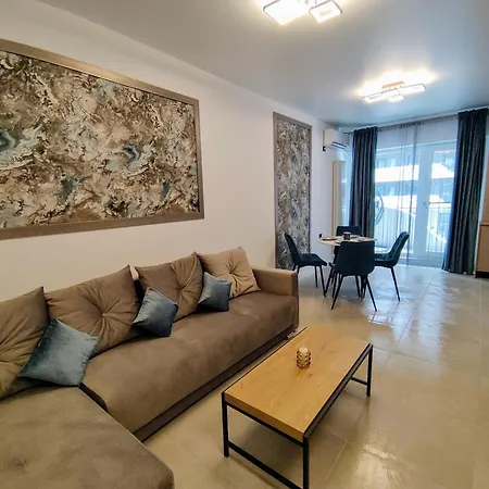 Apartment Ella Odyssey