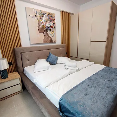 Ella Odyssey * Navodari